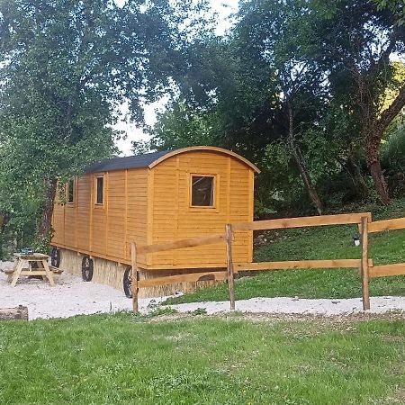 Les Bois D'Ormes Apartment Bessey-en-Chaume ภายนอก รูปภาพ